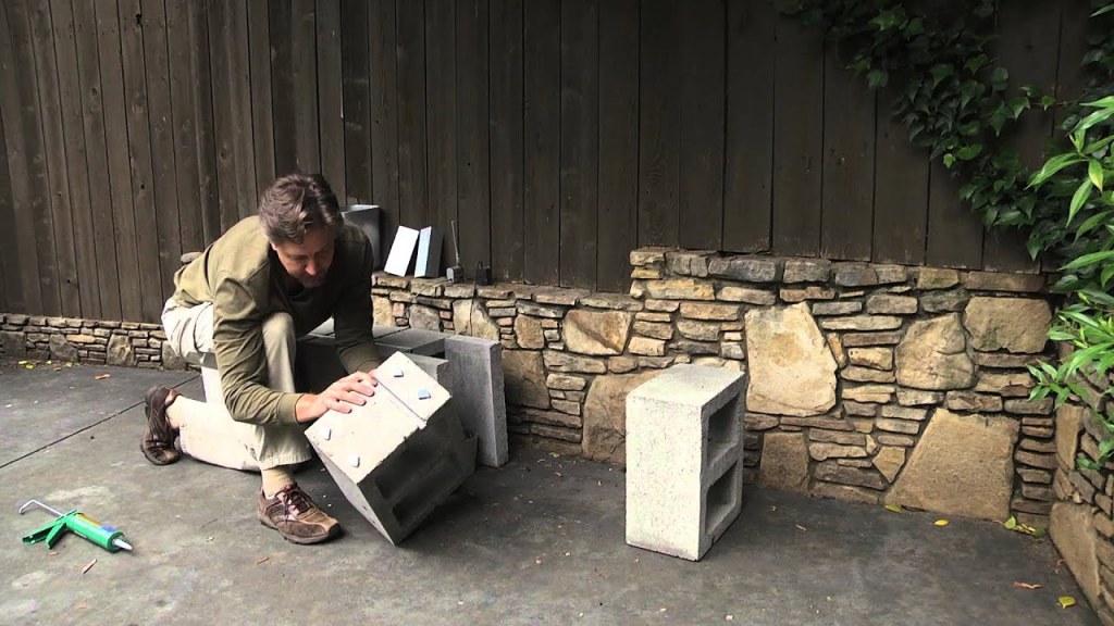 Picture of: How to Build a Water Fountain With Cinder Blocks : Landscaping Designs &  Ideas